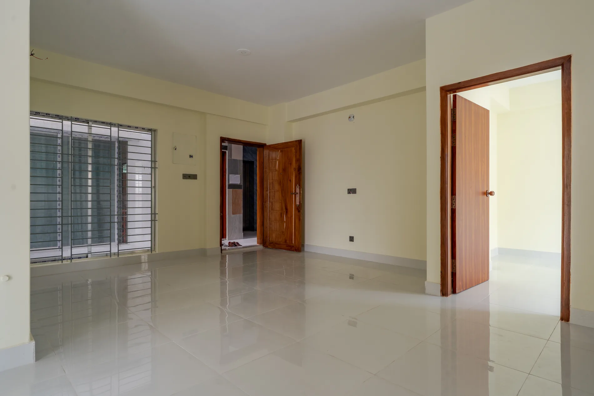 Living and dining room in Flat D8